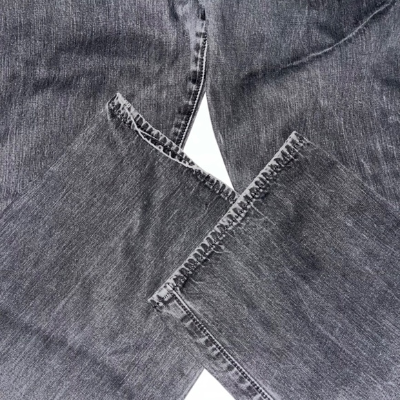 Vtg Levi's 501 Jeans Mens 42x32 Made In USA Black Button Fly Straight Denim - Picture 5 of 13